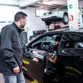 Team al lavoro car scionti 2